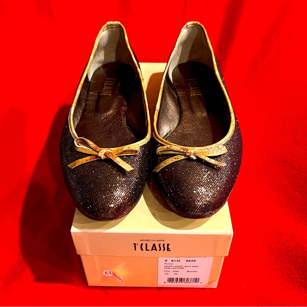 Alviero Martini Vine Leather Bronze Pump